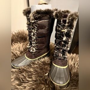 LandsEnd snow boot size 6.5